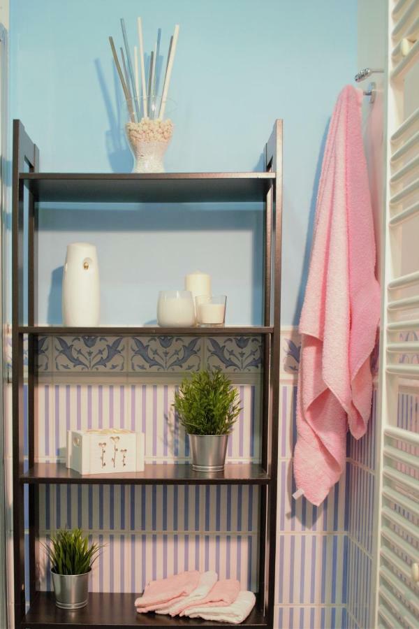 לינה וארוחת בוקר אנה La Casa Di Ludo מראה חיצוני תמונה