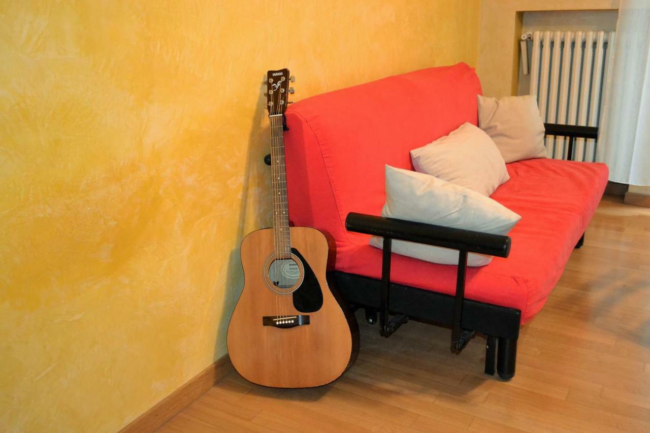 לינה וארוחת בוקר אנה La Casa Di Ludo מראה חיצוני תמונה